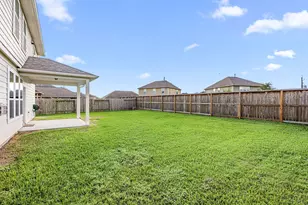 2922 Coachmaker Trl, Rosenberg, TX 77471 - Photo 23