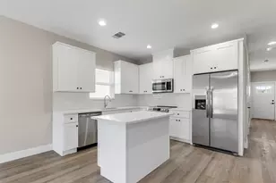 3150 B N Cleveland St, Dayton, TX 77535 - Photo 3