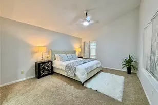 6430 Grandvale Dr, Houston, TX 77072 - Photo 13