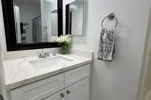 6430 Grandvale Dr, Houston, TX 77072 - Photo 17