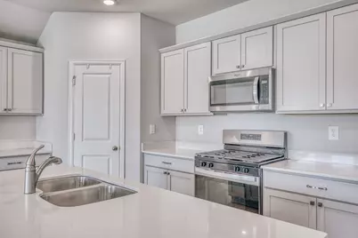 1102 Legrand Street, Brenham, TX 77833 - Photo 9