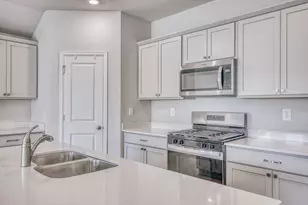 1102 Legrand St, Brenham, TX 77833 - Photo 9