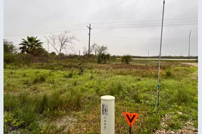 1112 Highway 87, Port Bolivar, TX 77650 - Photo 5