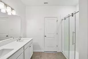 29538 Barnview Dr, Waller, TX 77484 - Photo 11