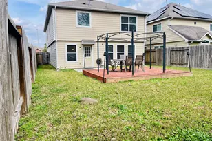 10810 Sun River Falls Dr, Humble, TX 77396 - Photo 11