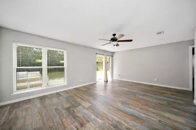 2907 Heritage House Drive, Webster, TX 77598 - Photo 11