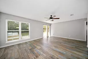 2907 Heritage House Dr, Webster, TX 77598 - Photo 11