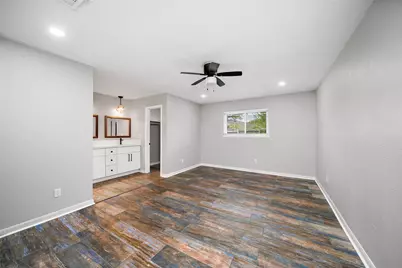 2907 Heritage House Drive, Webster, TX 77598 - Photo 13