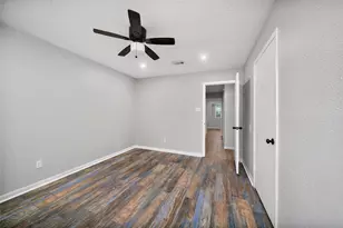 2907 Heritage House Dr, Webster, TX 77598 - Photo 17
