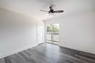 2829 Timmons Ln, Houston, TX 77027 - Photo 9