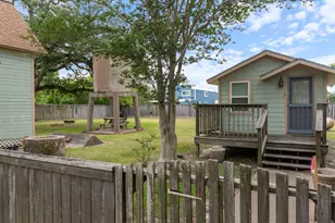 260 Fisher St, Matagorda, TX 77414 - Photo 43