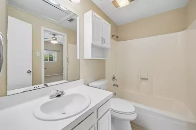 129 April Point Drive S, Montgomery, TX 77356 - Photo 9