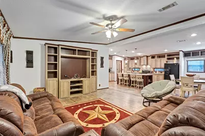 271 Shoreline Drive, Huntsville, TX 77320 - Photo 3