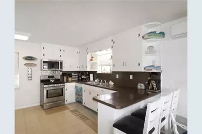 6004 Avenue T, Galveston, TX 77551 - Photo 5