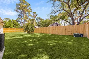 10519 Cypresswood Dr, Houston, TX 77070 - Photo 31