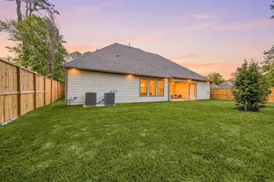 10519 Cypresswood Dr, Houston, TX 77070 - Photo 35