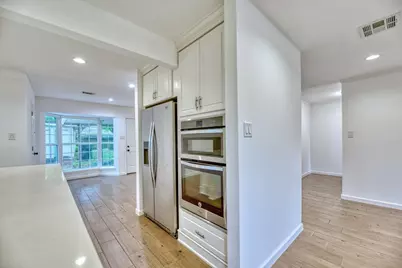 5722 Cheltenham Drive, Houston, TX 77096 - Photo 7