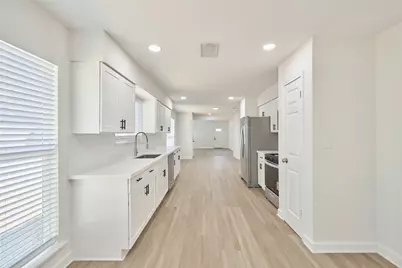 13514 Clarewood Drive, Houston, TX 77083 - Photo 9