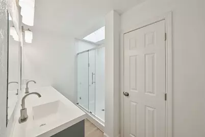 13514 Clarewood Drive, Houston, TX 77083 - Photo 17