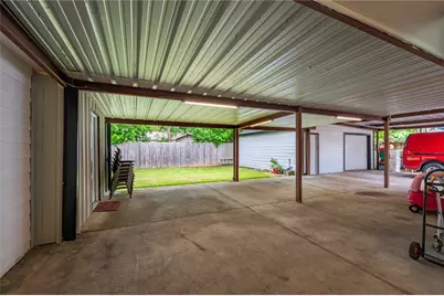 233 E Sunnyside Street, Houston, TX 77076 - Photo 9
