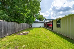 233 E Sunnyside St, Houston, TX 77076 - Photo 13