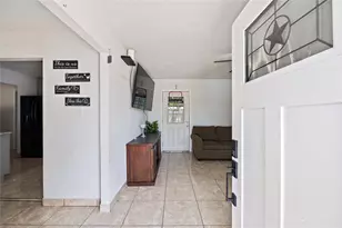 233 E Sunnyside St, Houston, TX 77076 - Photo 15