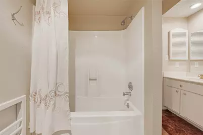5901 Woodway Place Ct, Houston, TX 77057 - Photo 23