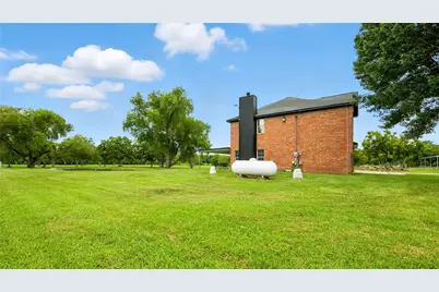 9550 Fm 686, Dayton, TX 77535 - Photo 31