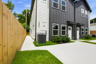 7843 Sunnyhill St, Houston, TX 77088 - Photo 27