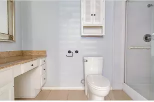 11711 Memorial Dr, Houston, TX 77024 - Photo 7