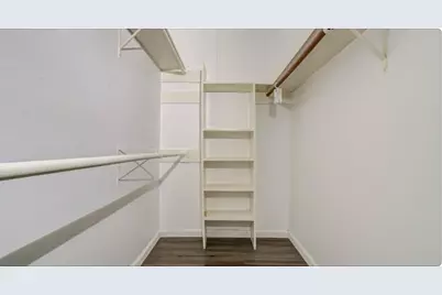 11711 Memorial Drive #611, Houston, TX 77024 - Photo 9