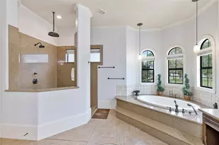 706 Saddle Creek Farms Dr, Crosby, TX 77532 - Photo 27