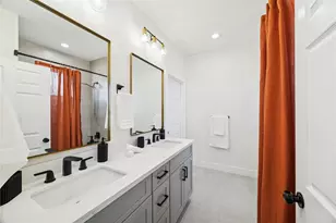 7903 James Franklin St, Houston, TX 77088 - Photo 13