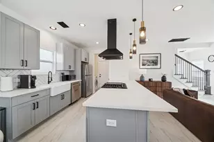 7903 James Franklin St, Houston, TX 77088 - Photo 7