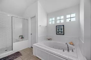 823 E 36th St, Houston, TX 77022 - Photo 15