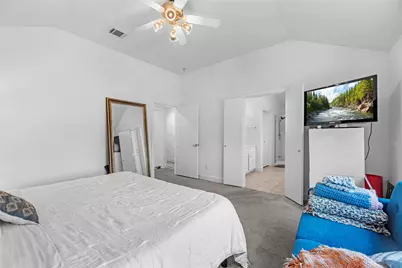 823 E 36th Street, Houston, TX 77022 - Photo 13