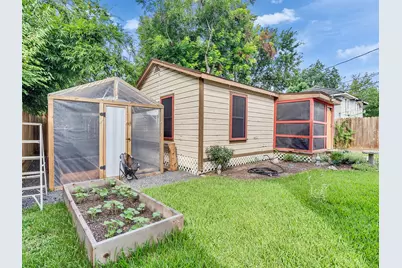 1406 Elliott Street, Houston, TX 77023 - Photo 33