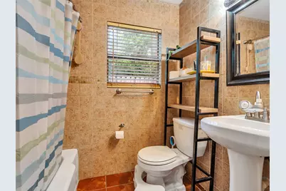 1406 Elliott Street, Houston, TX 77023 - Photo 37