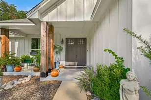 502 Tall Timber Dr, West Columbia, TX 77486 - Photo 5