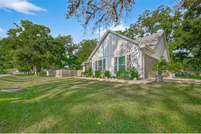 502 Tall Timber Drive, West Columbia, TX 77486 - Photo 1