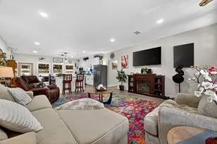 502 Tall Timber Dr, West Columbia, TX 77486 - Photo 9