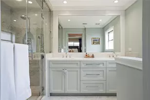 7623 Fairdale Ln, Houston, TX 77063 - Photo 17