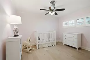 7623 Fairdale Ln, Houston, TX 77063 - Photo 13