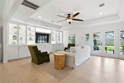 7623 Fairdale Lane, Houston, TX 77063 - Photo 7