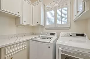 13719 Ashley Run, Houston, TX 77077 - Photo 15