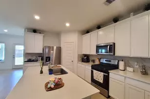 31739 Margaret Woods Ln, Fulshear, TX 77441 - Photo 7