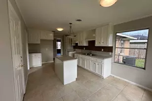 205 W Rittenhouse St, Houston, TX 77076 - Photo 5