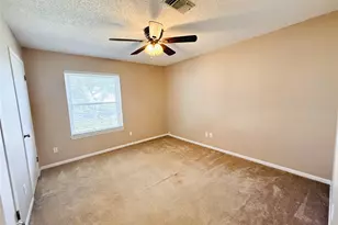 2205 James Ave, El Campo, TX 77437 - Photo 19