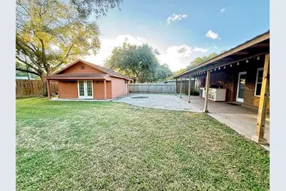 2205 James Avenue, El Campo, TX 77437 - Photo 39