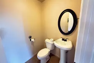 2205 James Ave, El Campo, TX 77437 - Photo 41